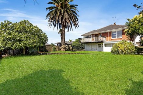 Photo of property in 1/80 Archers Road, Glenfield, Auckland, 0629