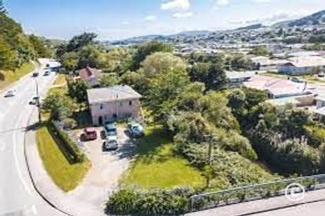 Photo of property in 292 Main Road, Tawa, Wellington, 5028