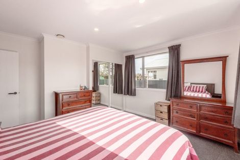 Photo of property in 16 Cargill Street, Waikiwi, Invercargill, 9810