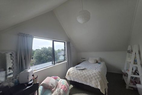 Photo of property in 8b Kane Road, Papamoa Beach, Papamoa, 3118