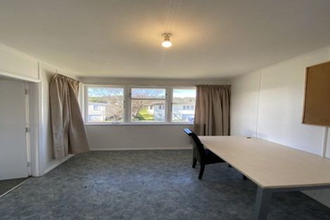 Photo of property in 19 Speargrass Grove, Timberlea, Upper Hutt, 5018