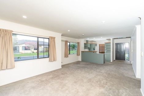 Photo of property in Bramley Gardens, 27/3 Turnbury Court, Rototuna, Hamilton, 3210