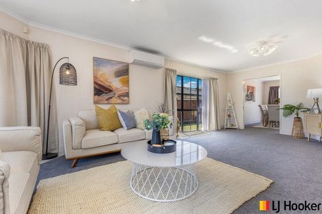 Photo of property in 11 Trossach Place, Wattle Downs, Auckland, 2103