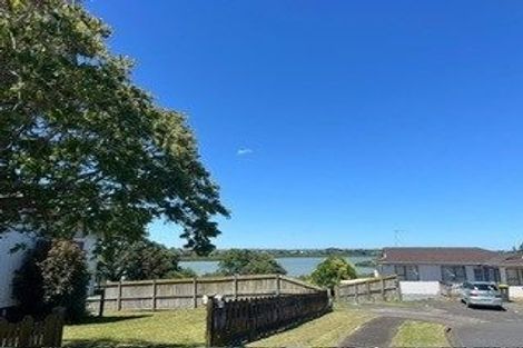 Photo of property in 6 Montego Place, Weymouth, Auckland, 2103