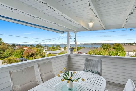 Photo of property in 56 Parkhill Road, Mellons Bay, Auckland, 2014