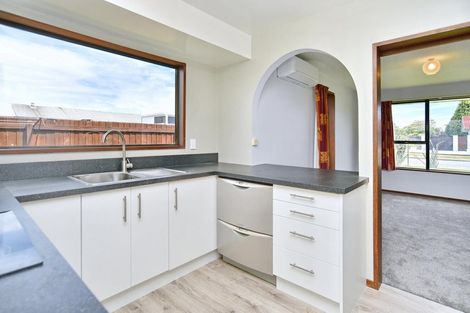 Photo of property in 2 Kinross Street, Hei Hei, Christchurch, 8042