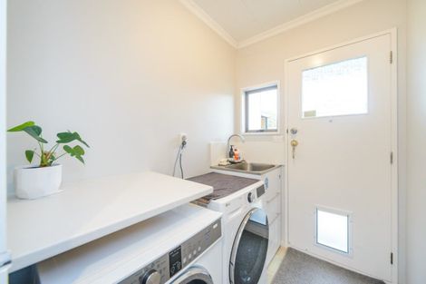 Photo of property in 49b Carter Crescent, Awapuni, Palmerston North, 4412