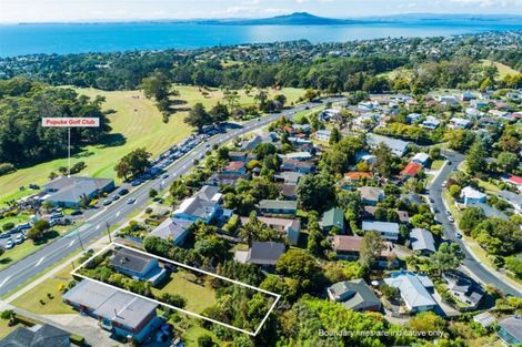 Photo of property in 298 East Coast Road, Forrest Hill, Auckland, 0620