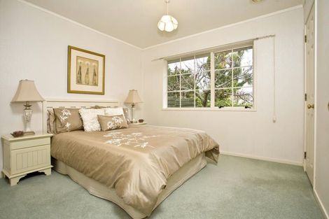 Photo of property in 1/12 Norman Road, Hauraki, Auckland, 0622