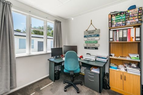 Photo of property in 3 Moa Road, Raumati Beach, Paraparaumu, 5032