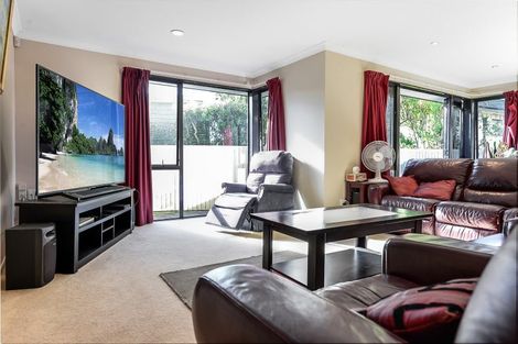 Photo of property in 18c Alison Street, Hamilton Lake, Hamilton, 3204