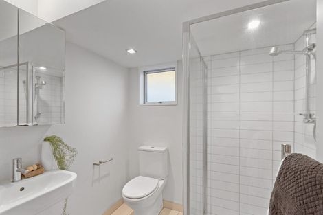 Photo of property in 142 Bishop Street, St Albans, Christchurch, 8014