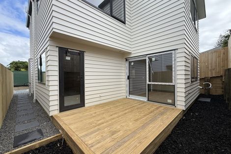 Photo of property in 40 Normanton Street, Glenfield, Auckland, 0629