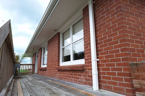 Photo of property in 2 Anne Road, Hillcrest, Auckland, 0627