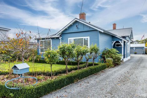 Photo of property in 12 Parsonage Road, Waimate, 7924