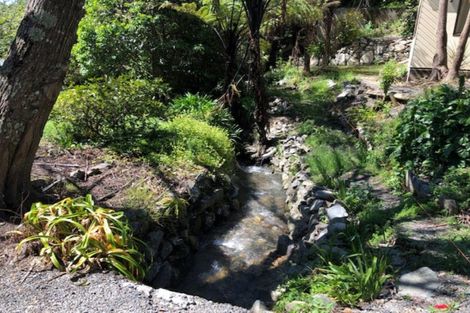 Photo of property in 9 Milton Terrace, Picton, 7220