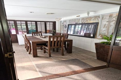 Photo of property in 824 West Coast Road, Oratia, Auckland, 0604