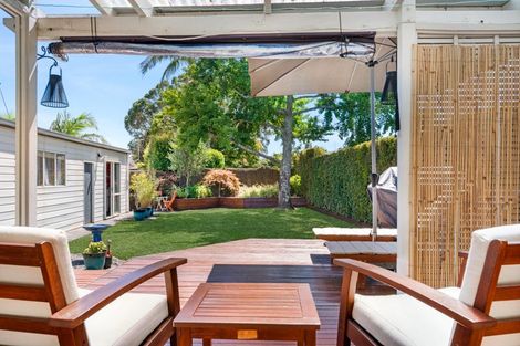 Photo of property in 68 Andrew Road, Howick, Auckland, 2010