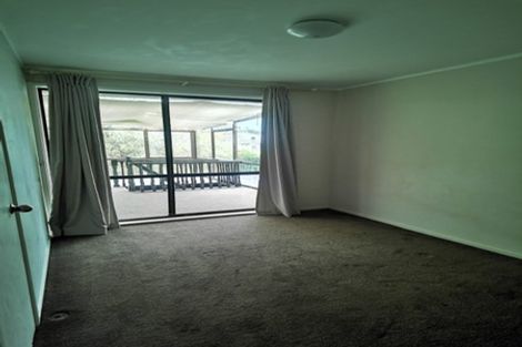 Photo of property in 35 Nile Road, Kelston, Auckland, 0602