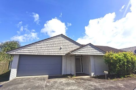 Photo of property in 1/33 Ben Nevis Place, Northpark, Auckland, 2013