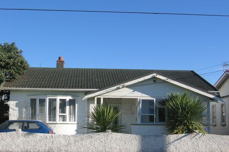 Photo of property in 6 South Street, Petone, Lower Hutt, 5012