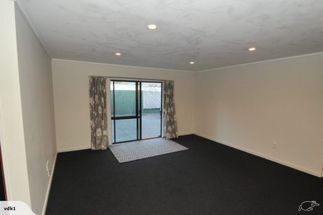 Photo of property in 56 Oxford Terrace, Epuni, Lower Hutt, 5011