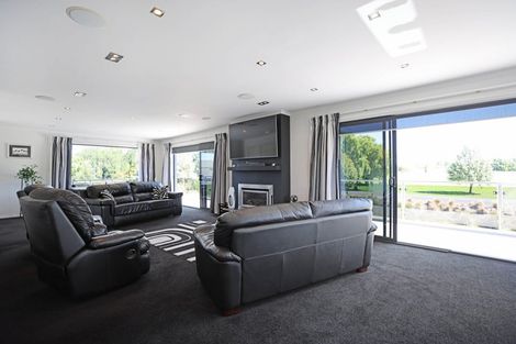 Photo of property in 2 Ludlow Drive, Huntingdon, Ashburton, 7774