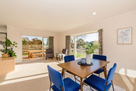 Photo of property in 24 Cedar Drive, Paraparaumu Beach, Paraparaumu, 5032