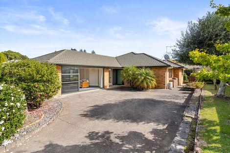 Photo of property in 105 The Drive, Whangamata, 3620