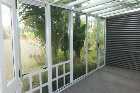 Photo of property in 16 Fleetwood Lane, Turitea, Palmerston North, 4472