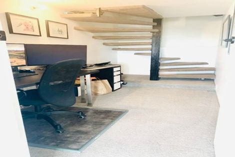 Photo of property in 11 Selleck Street, Mount Pleasant, Christchurch, 8081