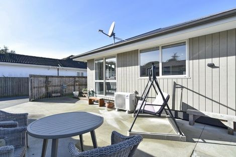 Photo of property in 241 Wainoni Road, Avondale, Christchurch, 8061