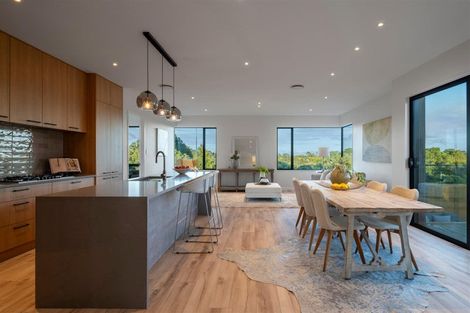 Photo of property in 3 Taku Close, Long Bay, Auckland, 0630