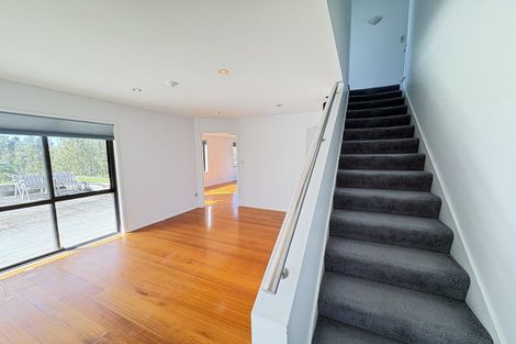 Photo of property in 123 Pomona Road, Kumeu, 0891