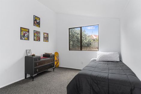 Photo of property in 27b Lyn Grove, Papamoa Beach, Papamoa, 3118