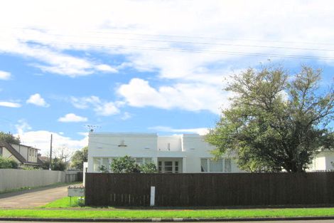 Photo of property in 2/108a Carruth Road, Papatoetoe, Auckland, 2025