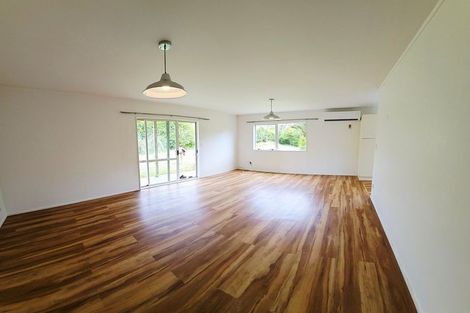 Photo of property in 348 Wainui Road, Wainui, Silverdale, 0992