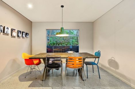Photo of property in 9a Lupetti Rise, West Harbour, Auckland, 0618