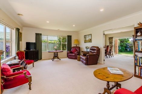 Photo of property in 41 Kapanui Road, Waikanae, 5036