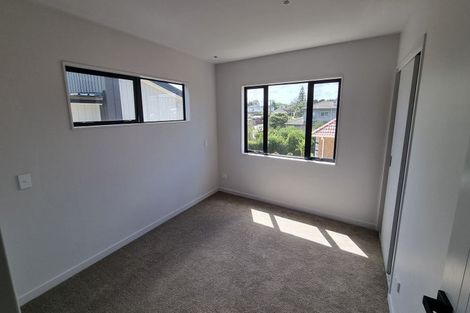 Photo of property in 5/25 Titoki Street, Te Atatu Peninsula, Auckland, 0610