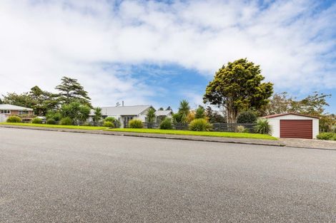 Photo of property in 11 Cowling Road, Hurdon, New Plymouth, 4310