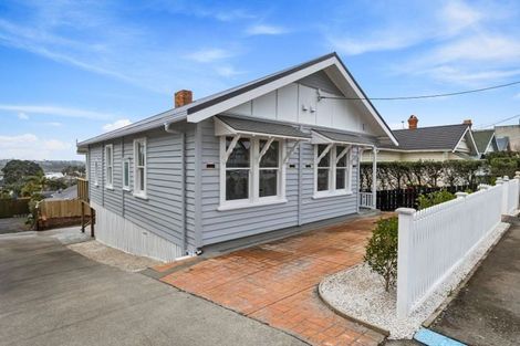 Photo of property in 94 Calliope Road, Stanley Point, Auckland, 0624