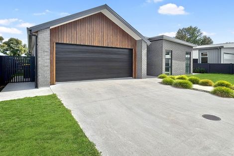 Photo of property in 21 Te Au Rere Crescent, Cambridge, 3434