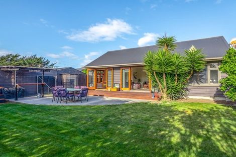 Photo of property in 6 Bellamy Avenue, New Brighton, Christchurch, 8061