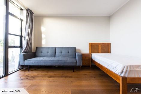 Photo of property in 51 Highland Park Drive, Highland Park, Auckland, 2010