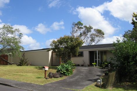 Photo of property in 23 Oruamo Place, Beach Haven, Auckland, 0626
