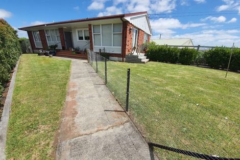 Photo of property in 19 Prangley Avenue, Mangere, Auckland, 2022
