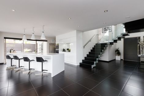 Photo of property in 25 Trent Avenue, Hokowhitu, Palmerston North, 4410