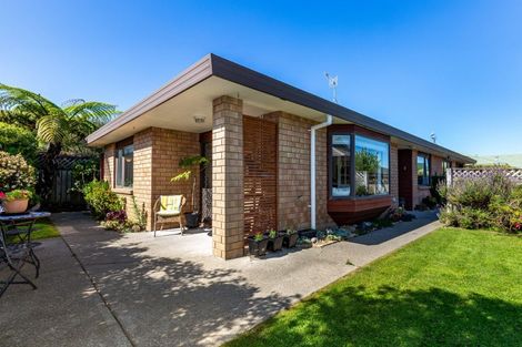 Photo of property in 94 Cedar Drive, Paraparaumu Beach, Paraparaumu, 5032
