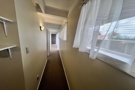 Photo of property in 2/127 Seabrook Avenue, New Lynn, Auckland, 0600